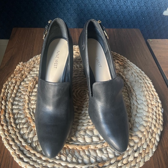 Nine West Black Heel Size 8 Leather Office Neutral Business Contemporary Event - Picture 5 of 14